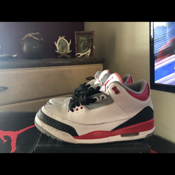 Air Jordan 3 retro size 11.5 good shape. worn - Picture 5 of 7